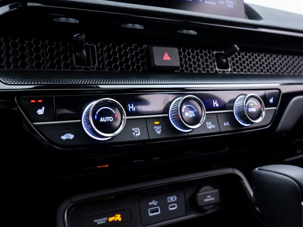 Certified 2025 Honda CR-V Sport Touring image 29