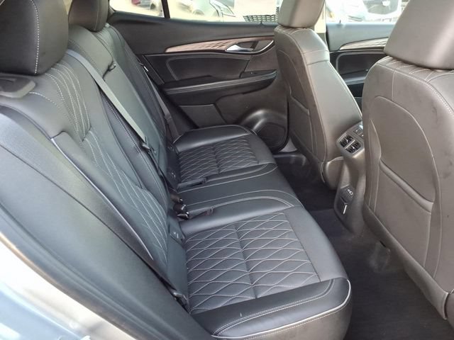 Used 2023 Buick Envision Avenir AWD/4WD image 22