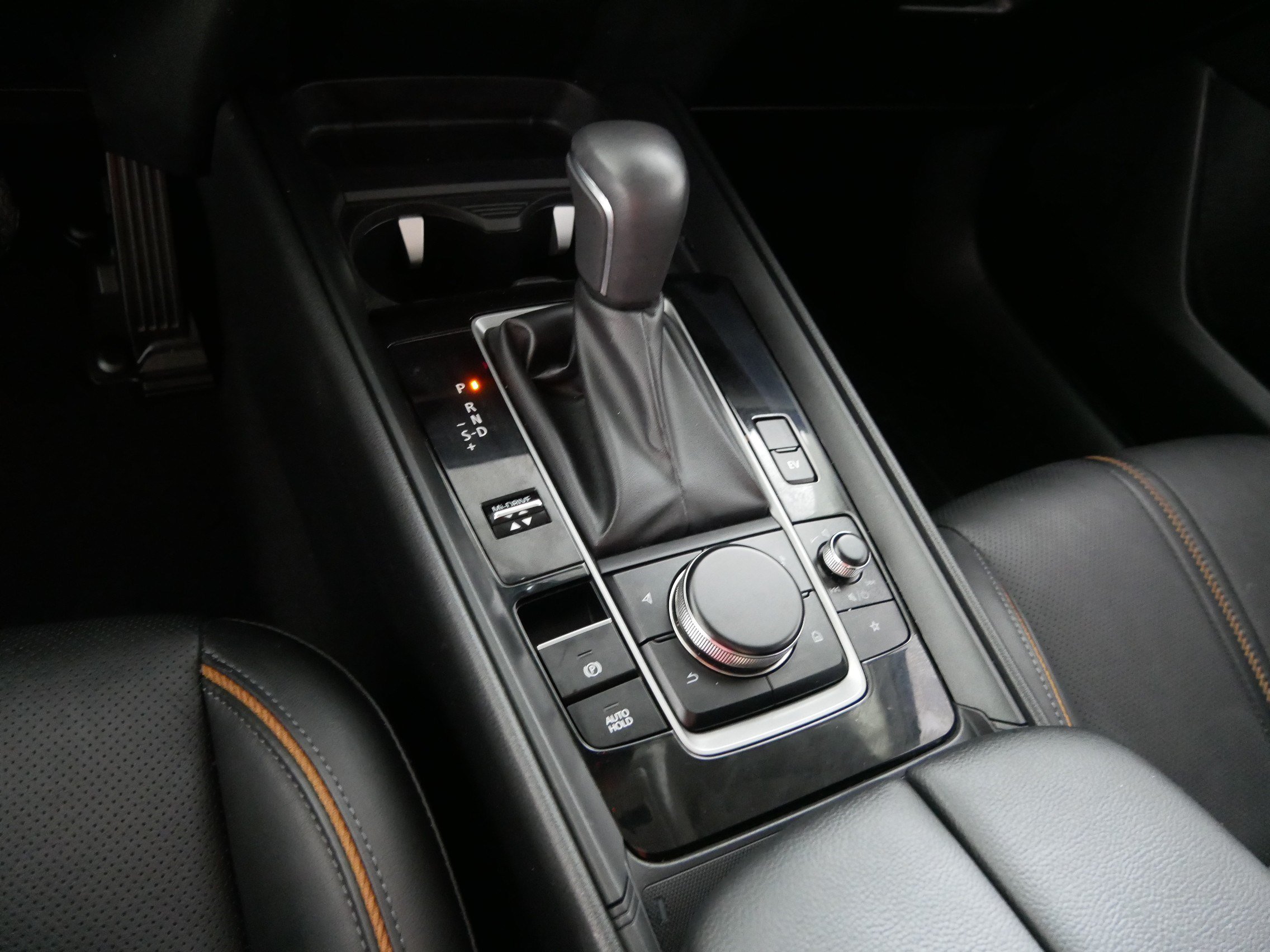 Used 2025 MAZDA CX-50 AWD 2.5 Hybrid w/ Premium Pkg image 24
