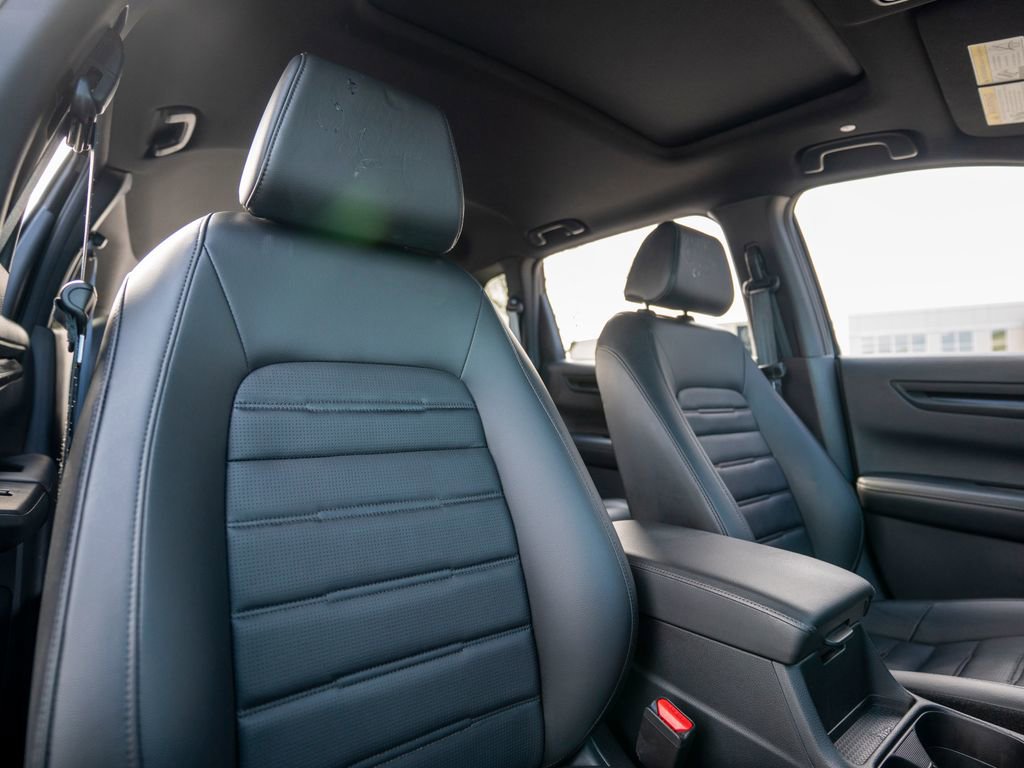 Used 2025 Honda CR-V Sport-L image 18