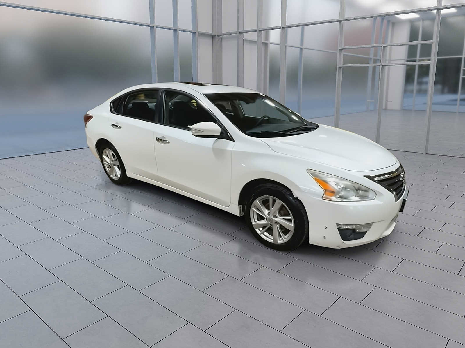Used 2013 Nissan Altima 2.5 SV w/ 2.5SV Convenience Pkg FWD image 2
