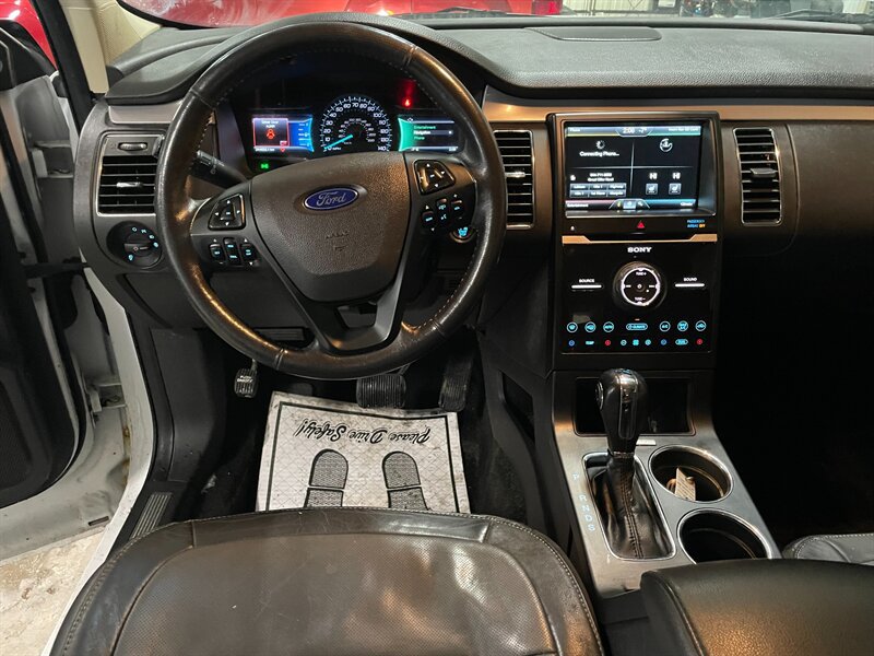Used 2015 Ford Flex Limited w/ Limited Appearance Package AWD/4WD image 8
