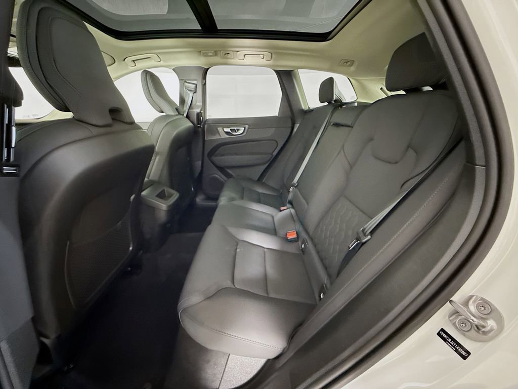 New 2026 Volvo XC60 B5 Core image 25