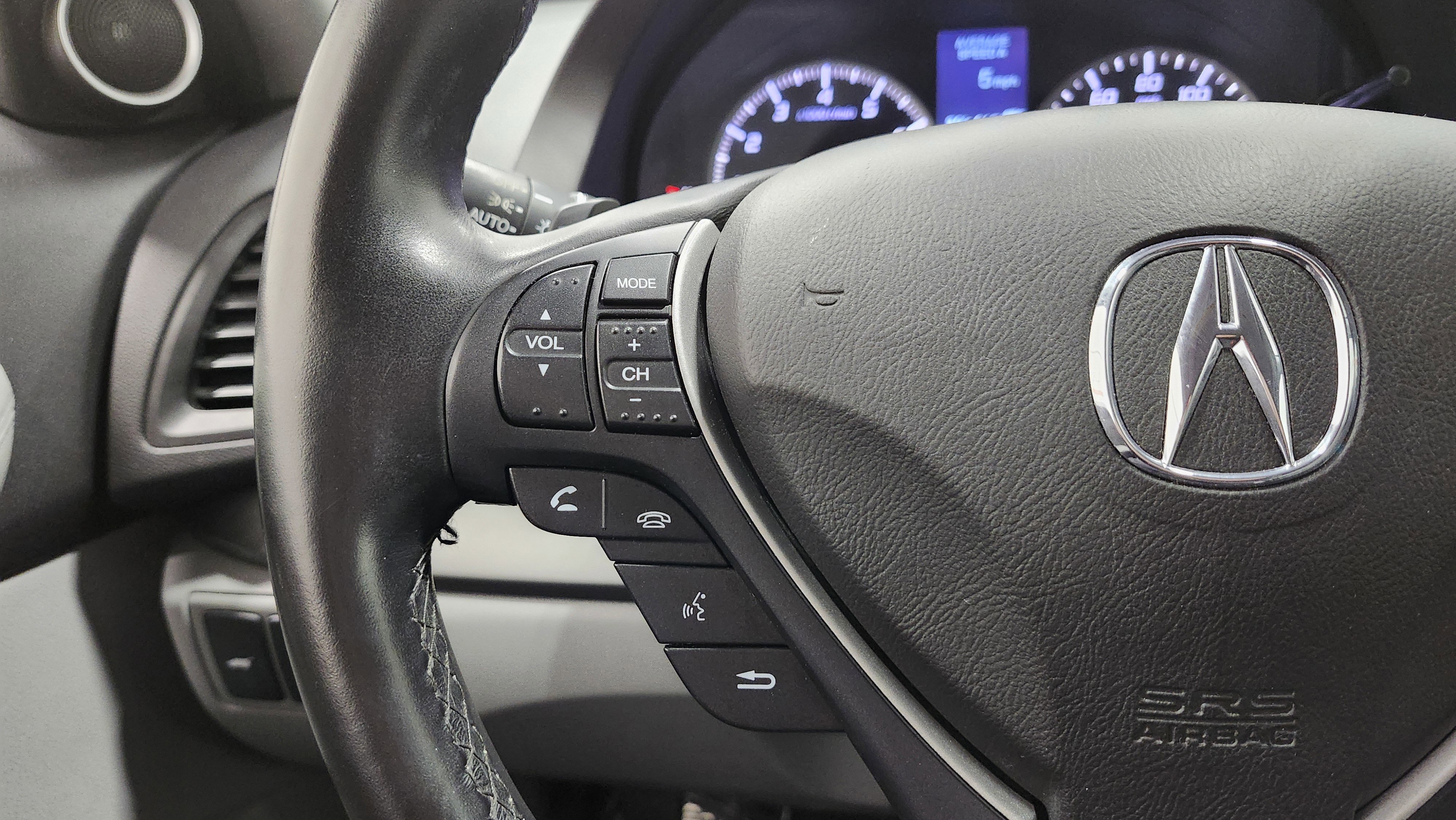 Used 2018 Acura RDX image 36