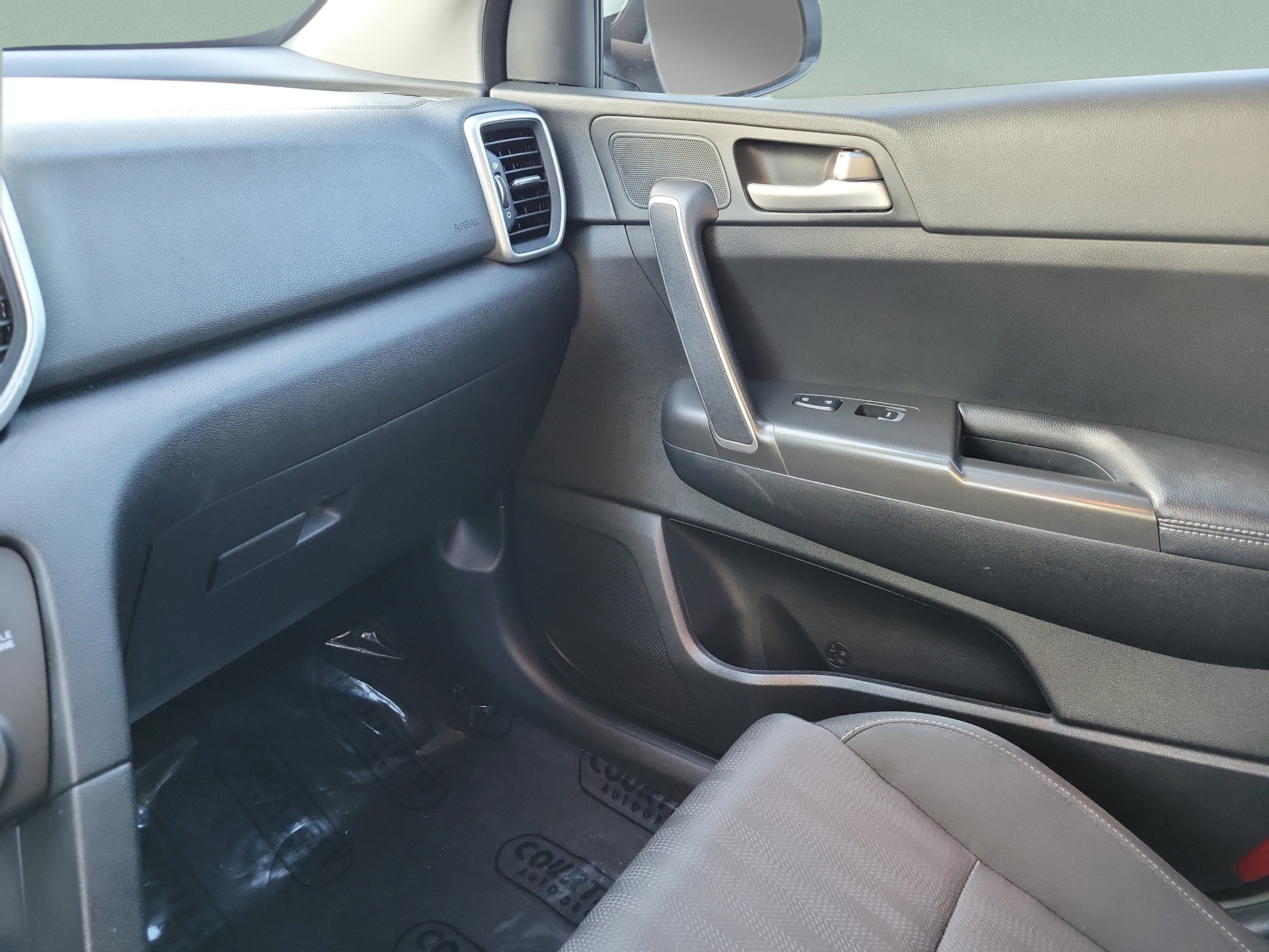 Used 2020 Kia Sportage LX FWD image 21