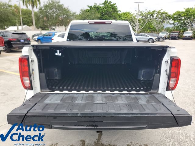 Used 2023 GMC Sierra 1500 Elevation w/ LPO, Elevation Black Package AWD/4WD image 10