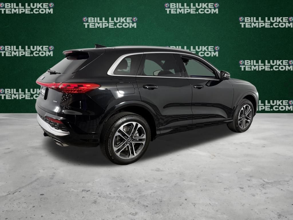 Used 2025 Audi Q5 Premium w/ Convenience Package image 7