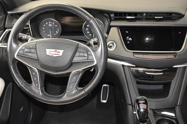 Used 2023 Cadillac XT5 Sportv w/ Technology Package AWD/4WD image 16