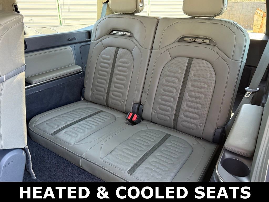 Used 2022 Rivian R1S Launch Edition image 9