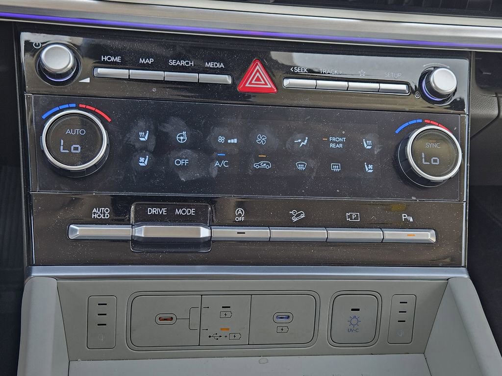 Used 2025 Hyundai Santa Fe Calligraphy image 15