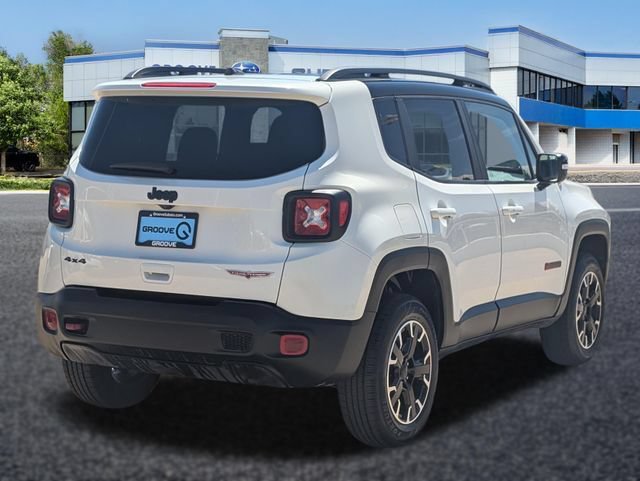Used 2023 Jeep Renegade Trailhawk AWD/4WD image 6