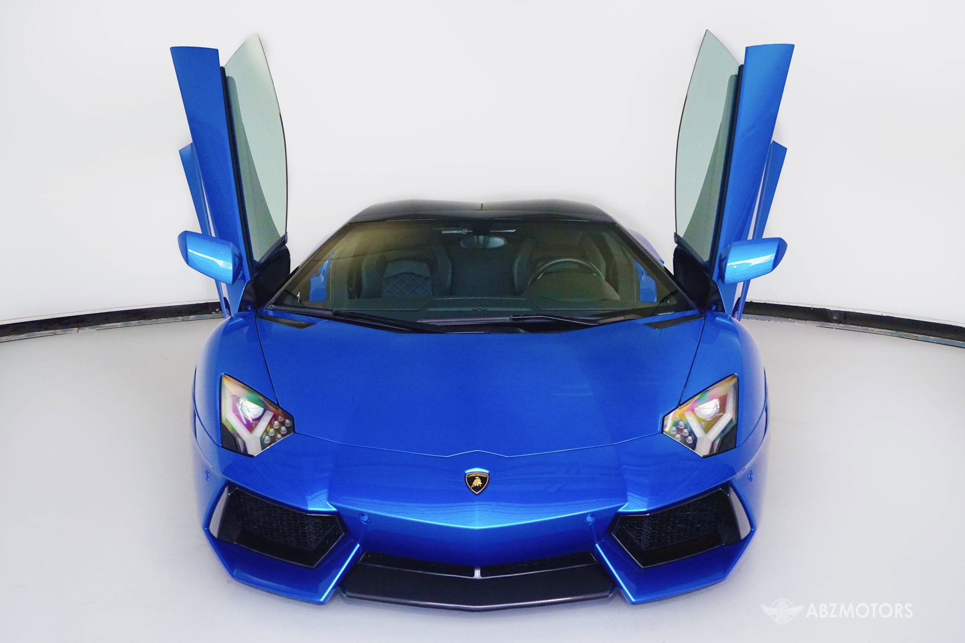 Used 2015 Lamborghini Aventador LP 700-4 AWD/4WD image 3