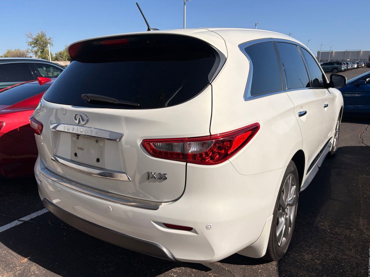 Used 2013 INFINITI JX35 FWD w/ Premium Pkg image 5