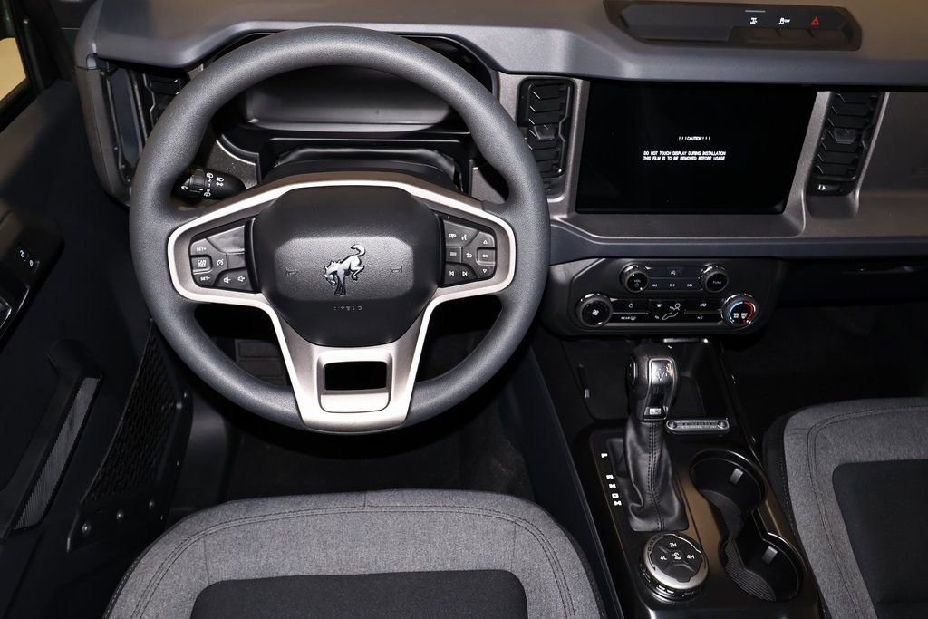 New 2026 Ford Bronco 4-Door image 16