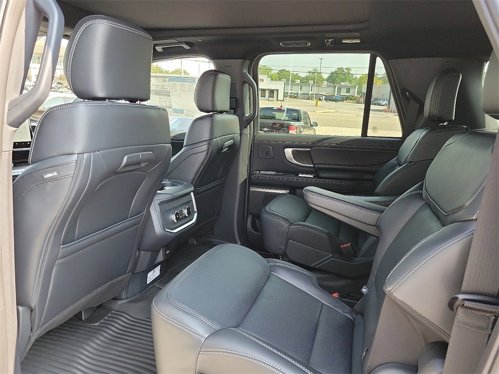 New 2025 Ford Expedition Max Platinum w/ Stealth Performance Package image 10