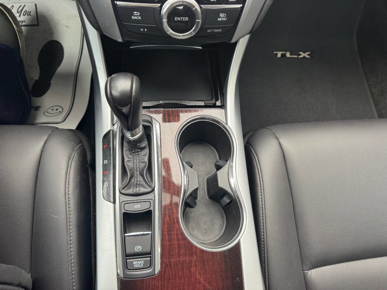 Used 2017 Acura TLX image 13