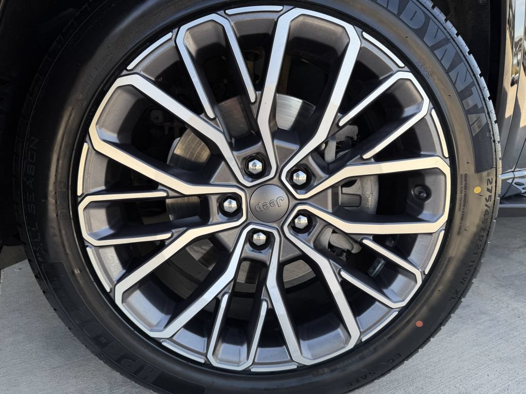 Used 2021 Jeep Grand Cherokee L Summit AWD/4WD image 9
