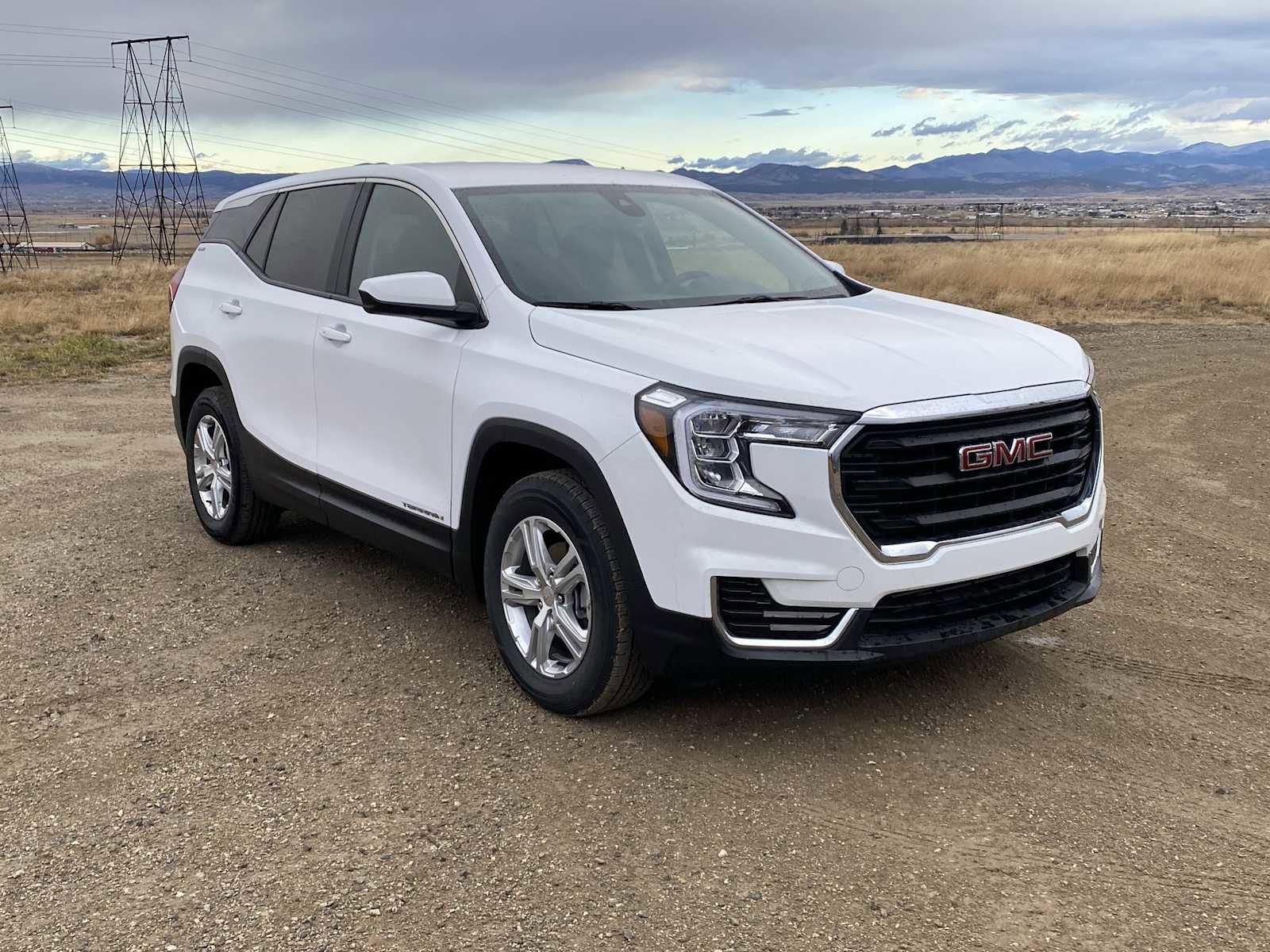 Used 2024 GMC Terrain SLE image 22