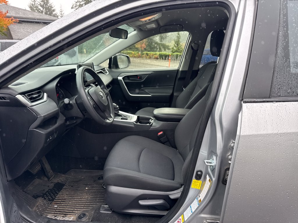 Used 2019 Toyota RAV4 LE w/ All Weather Liner Package AWD/4WD image 5