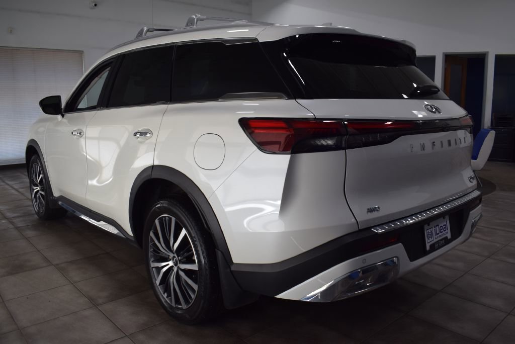 Used 2022 INFINITI QX60 Sensory w/ Vision Package image 2
