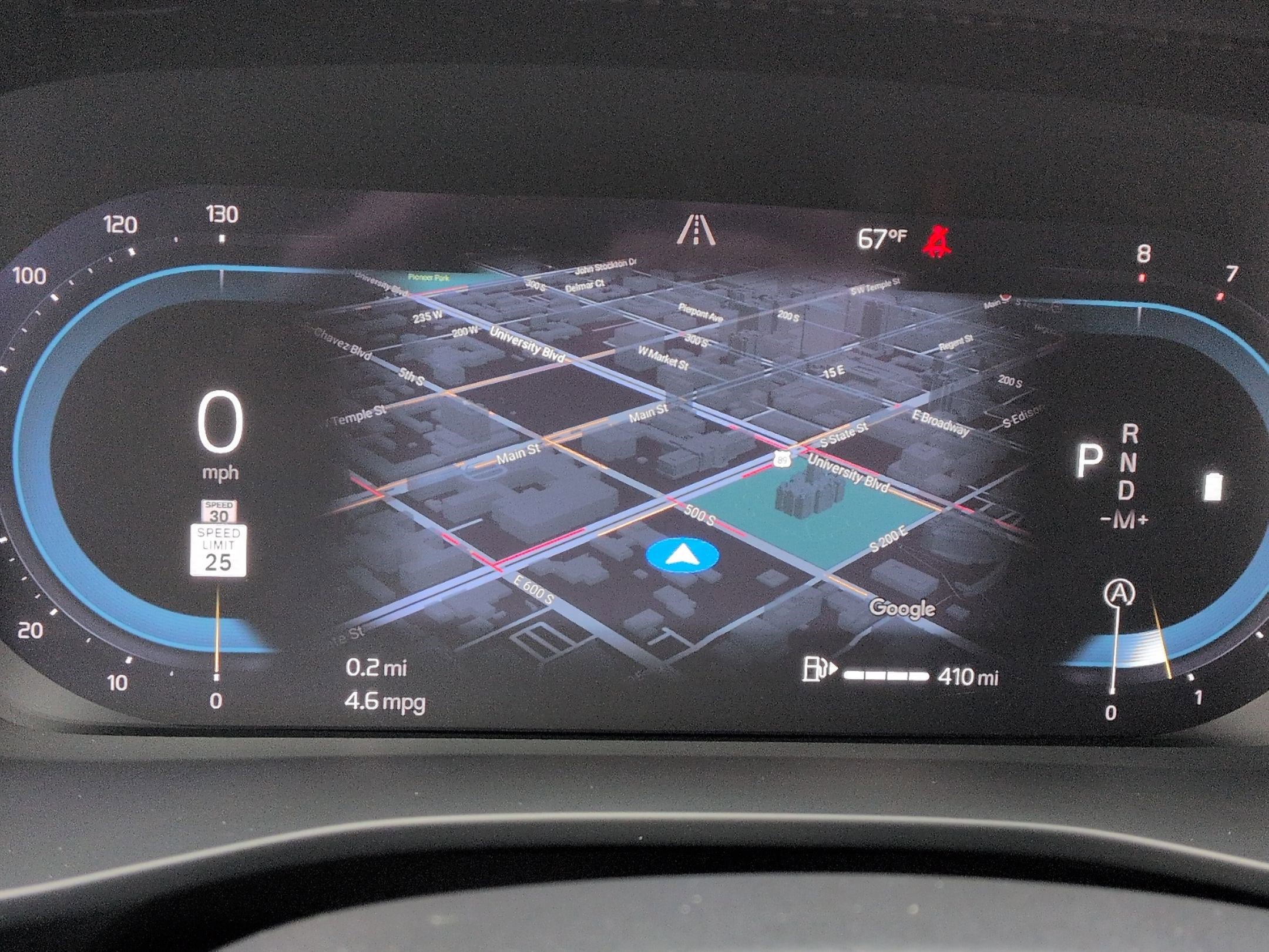 Used 2024 Volvo XC40 B5 Plus image 18