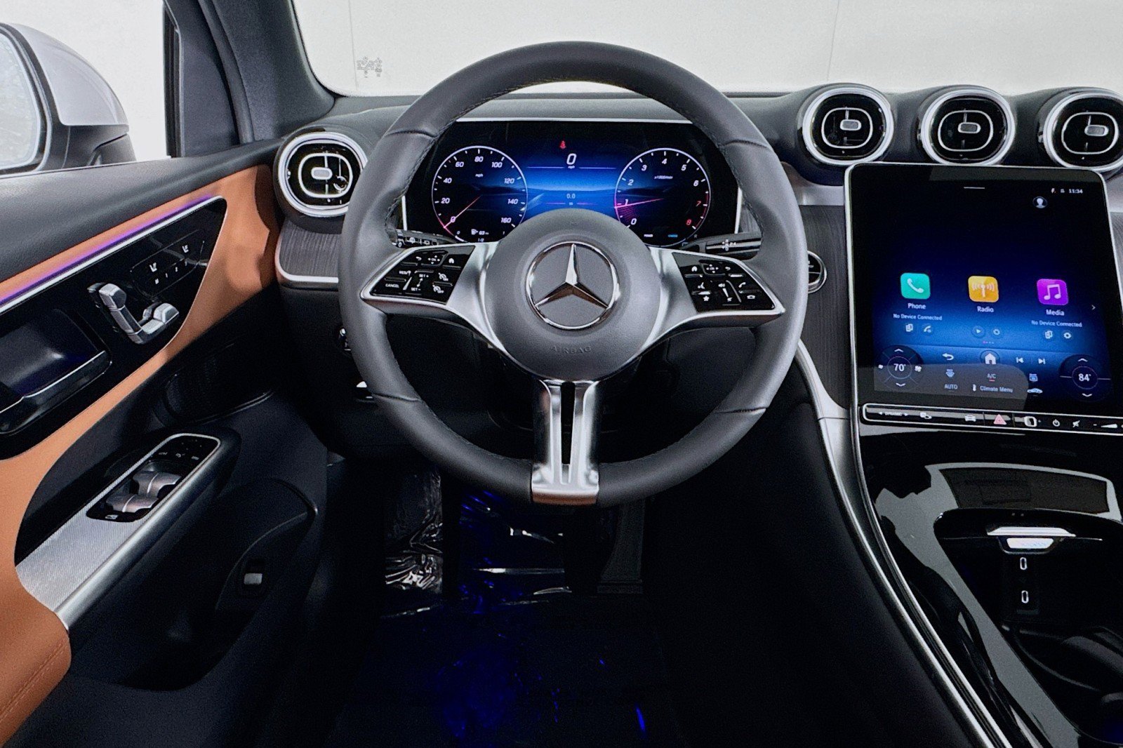 New 2026 Mercedes-Benz GLC 300 image 4