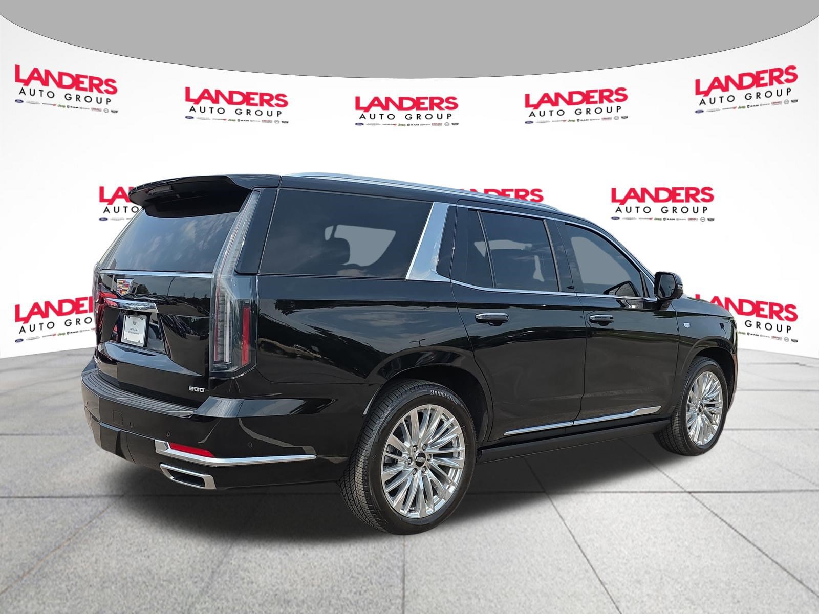 Used 2025 Cadillac Escalade Premium Luxury w/ Touring Package AWD/4WD image 3