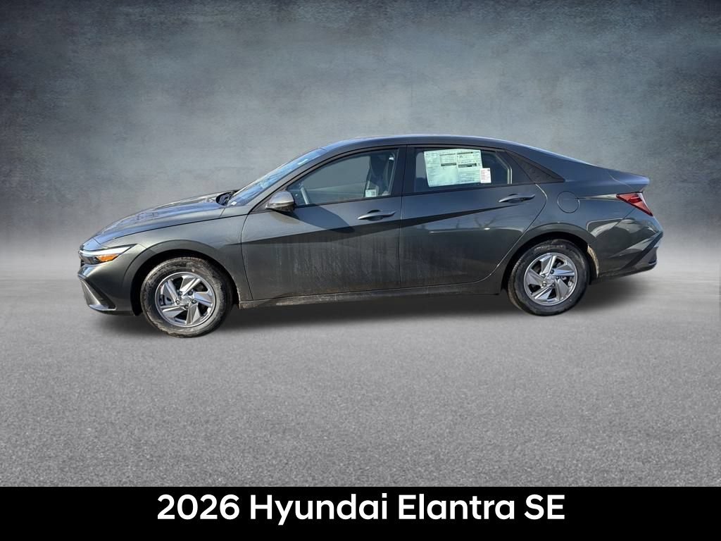 Used 2026 Hyundai Elantra SE FWD image 2