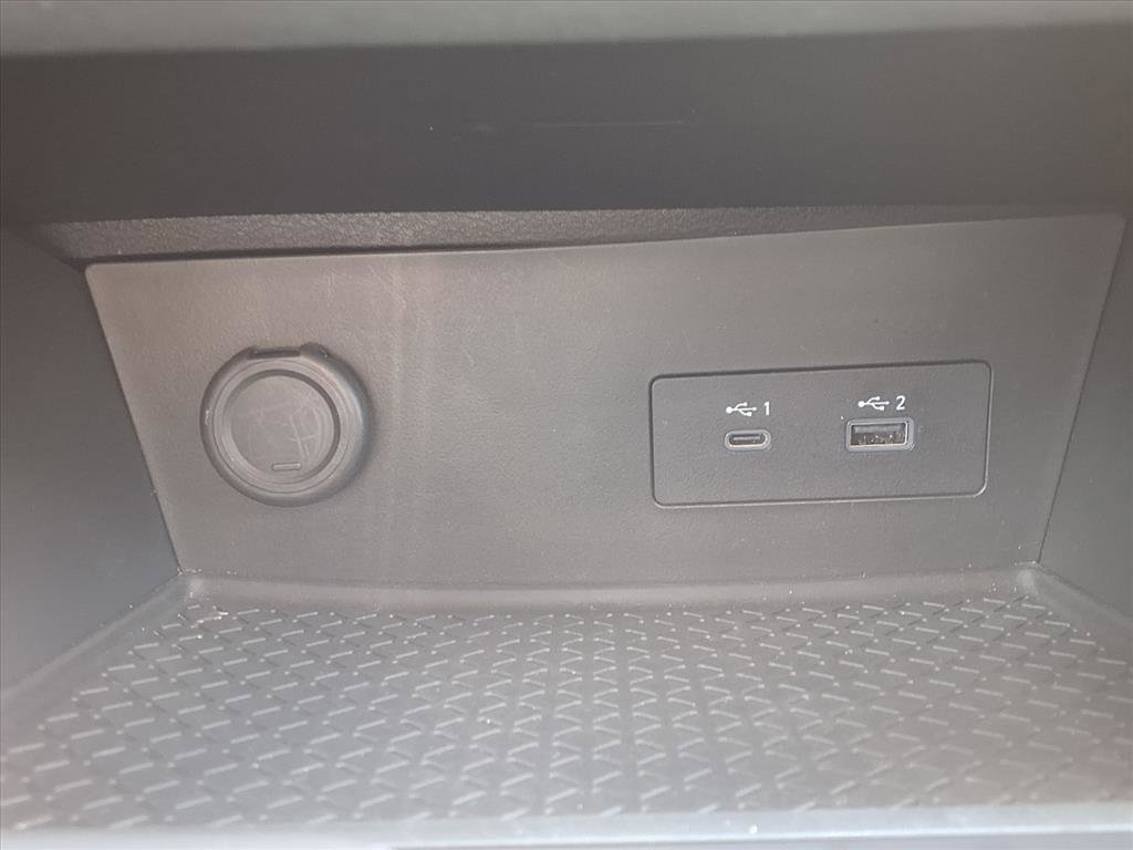 Used 2023 Nissan Pathfinder S image 8