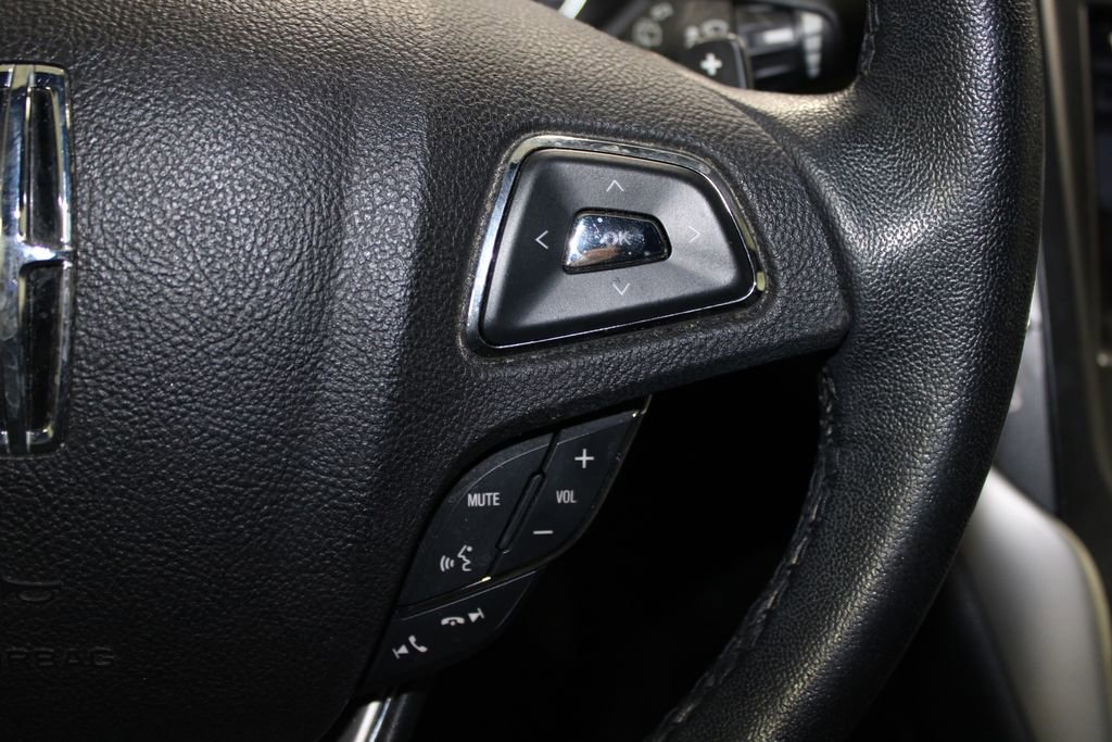 Used 2018 Lincoln MKC Premiere image 22