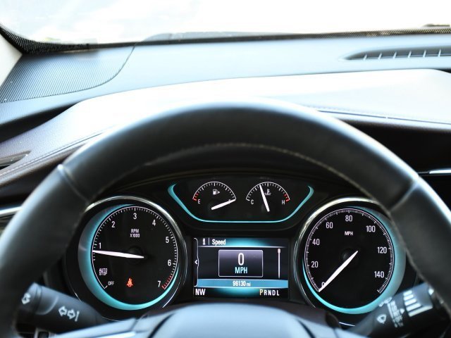 Used 2017 Buick Envision Essence image 26