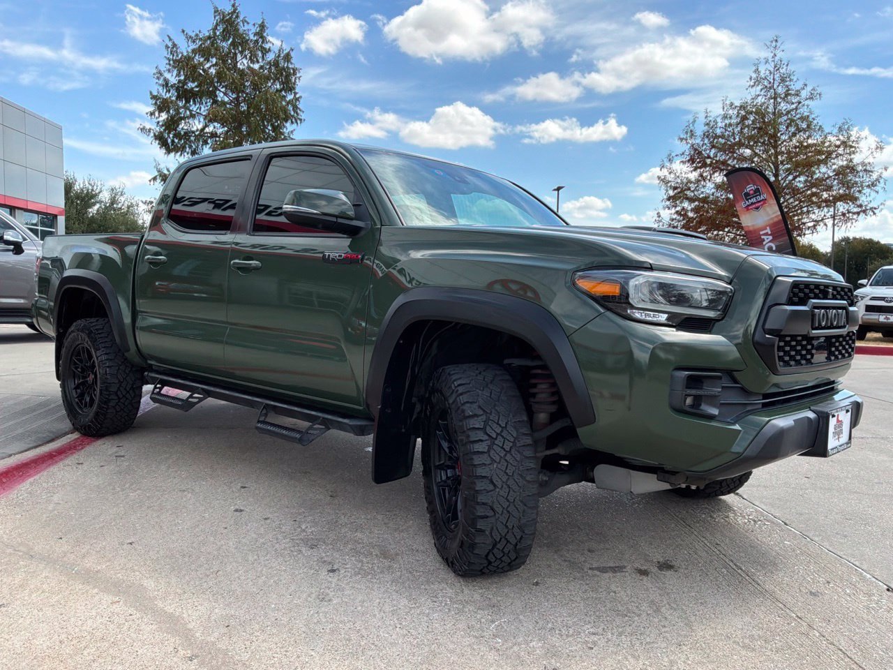 Used 2020 Toyota Tacoma TRD Pro AWD/4WD image 4