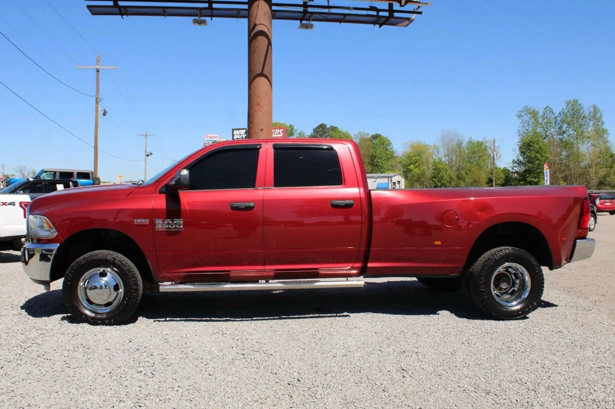 Used 2015 RAM 3500 Tradesman w/ Chrome Appearance Group image 2