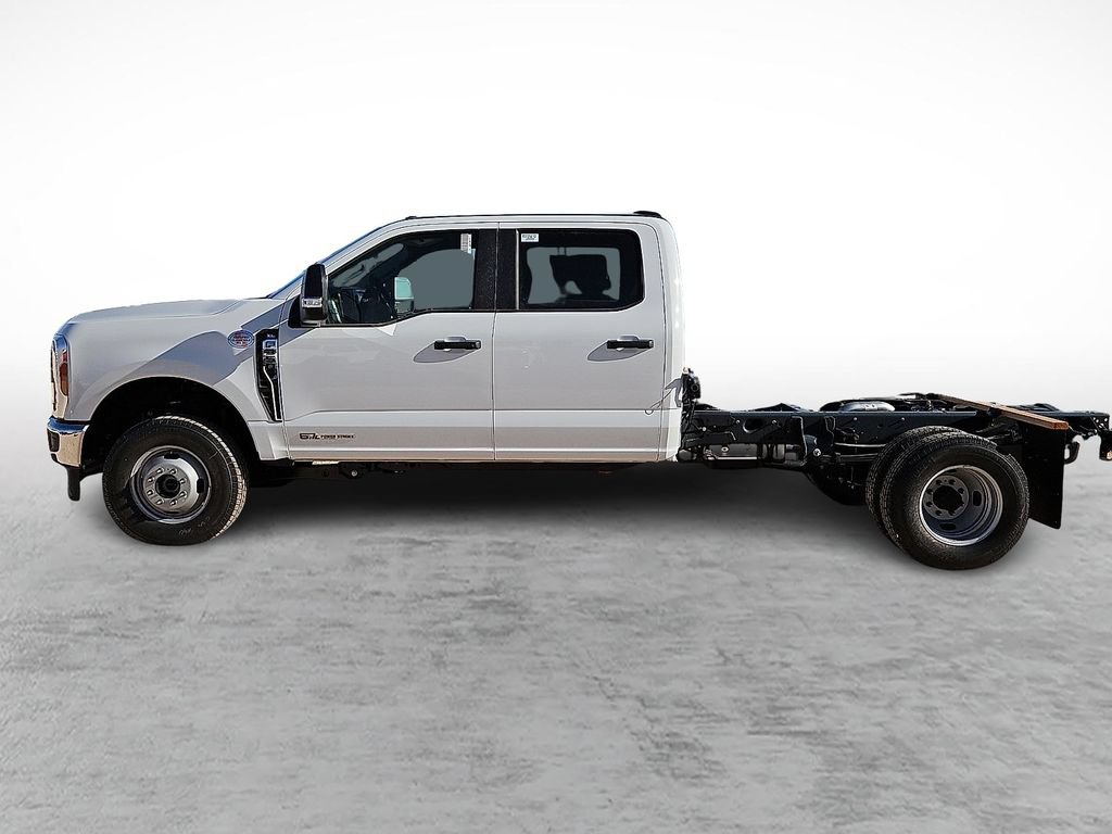 New 2026 Ford F350 XL w/ XL Chrome Package AWD/4WD image 6