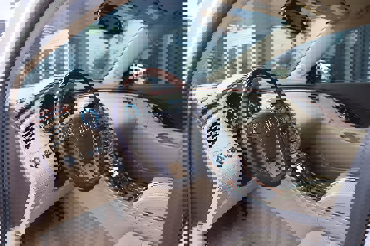 Used 2012 Buick LaCrosse Touring image 15