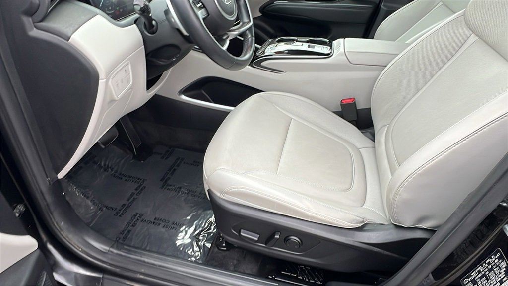 Used 2024 Hyundai Tucson Limited image 13