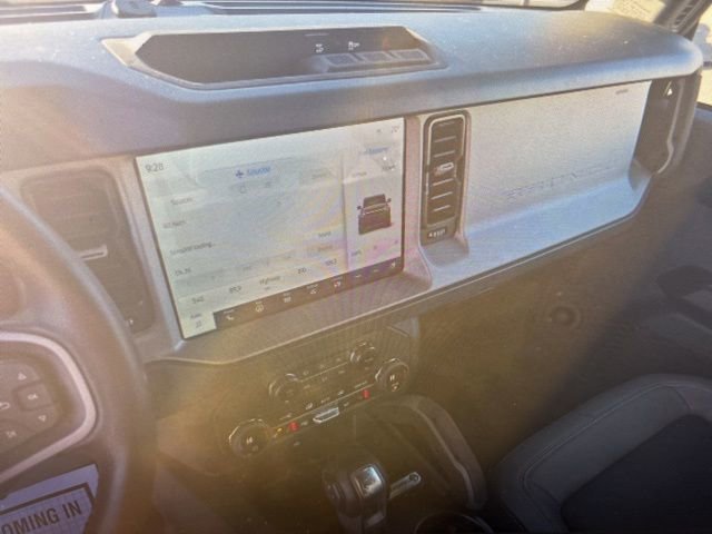 Used 2024 Ford Bronco Outer Banks image 15