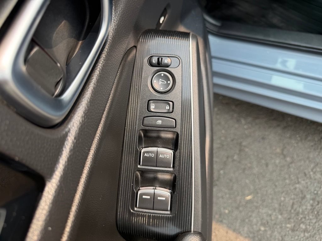 Used 2022 Honda Civic Touring image 13
