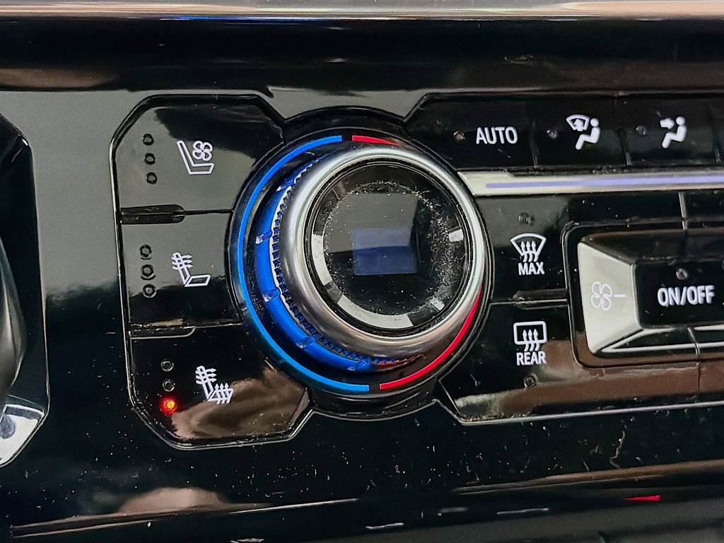 Used 2024 GMC Sierra 2500 Denali Ultimate image 25