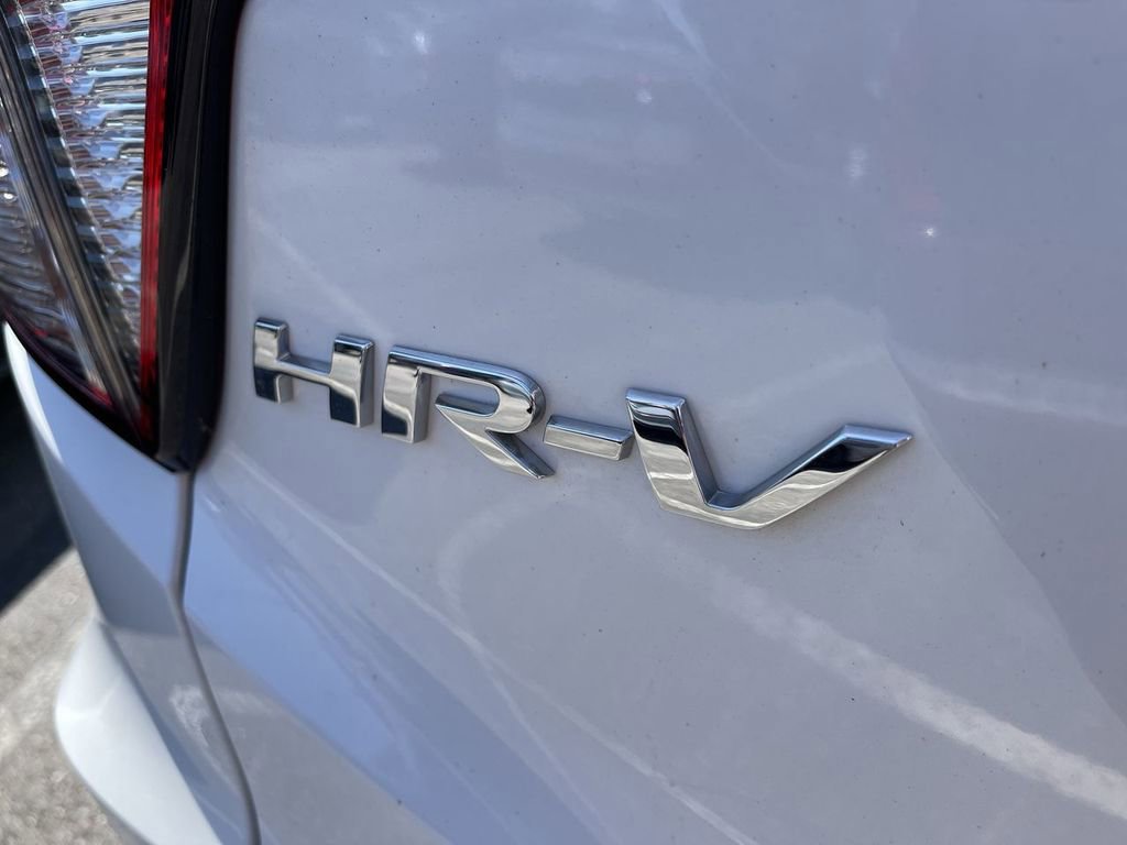 Used 2021 Honda HR-V EX image 7