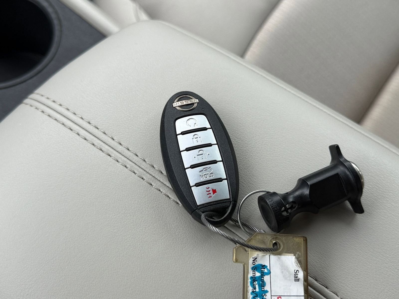 Used 2025 Nissan Altima 2.5 SV FWD image 21