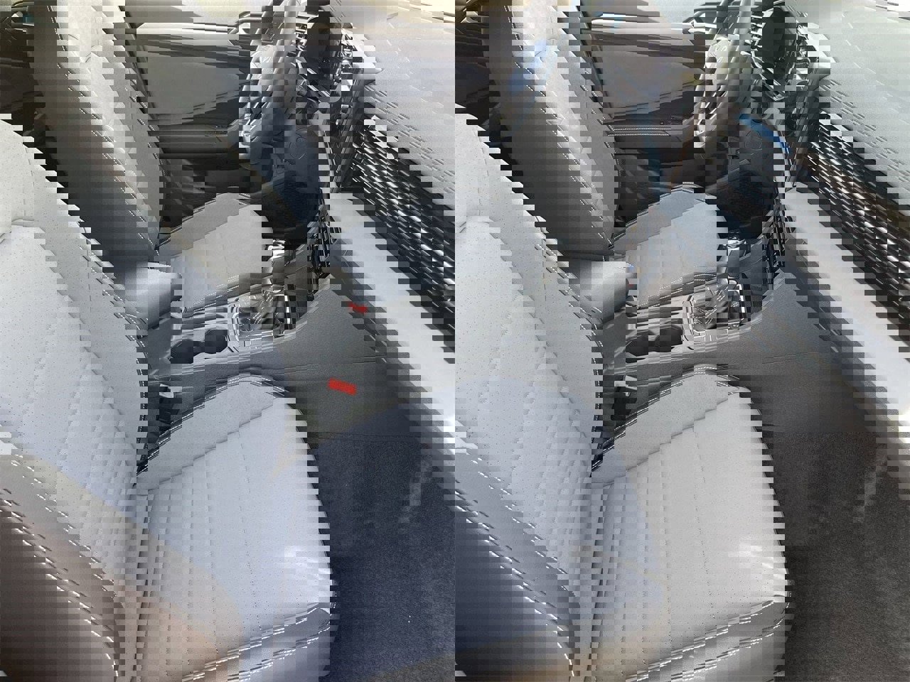 New 2026 Volkswagen Jetta SE image 8