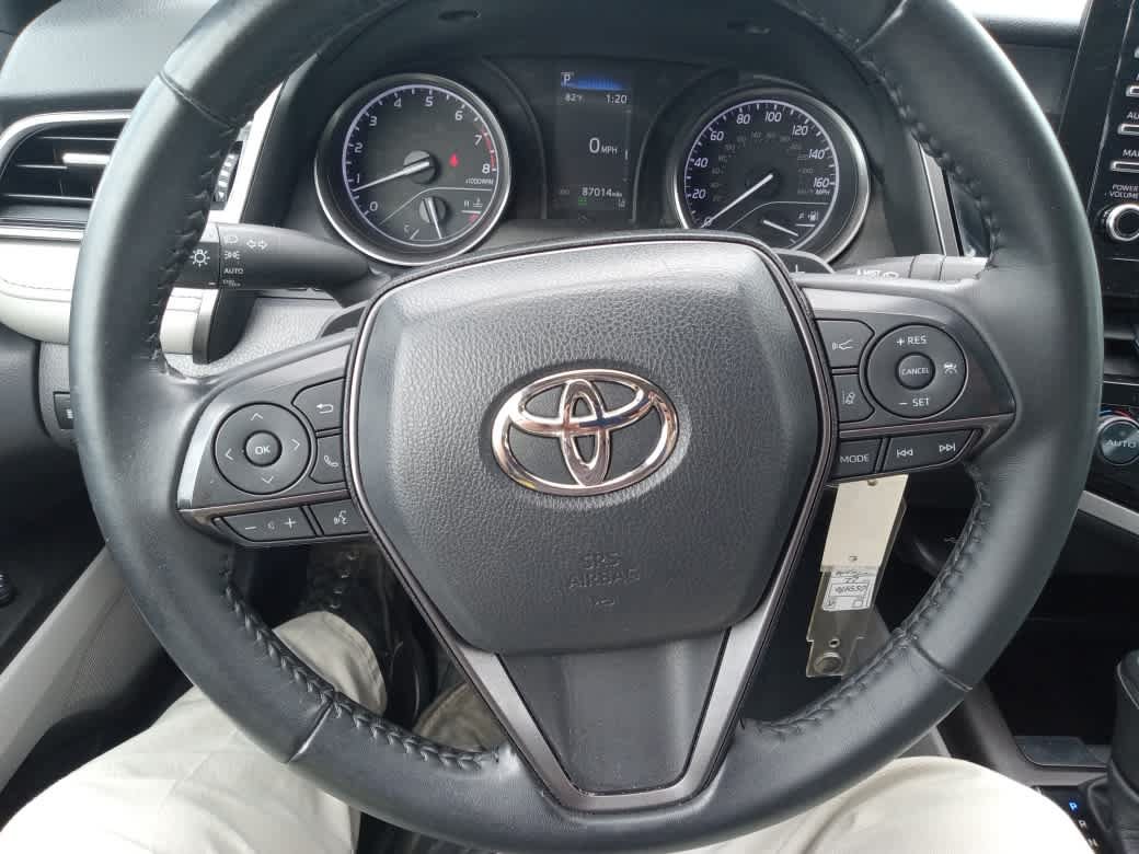 Used 2022 Toyota Camry SE FWD image 13