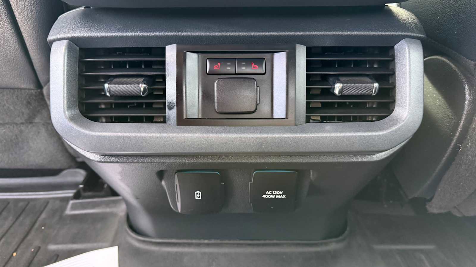 Used 2023 Ford F150 Lariat w/ Equipment Group 502A High image 9