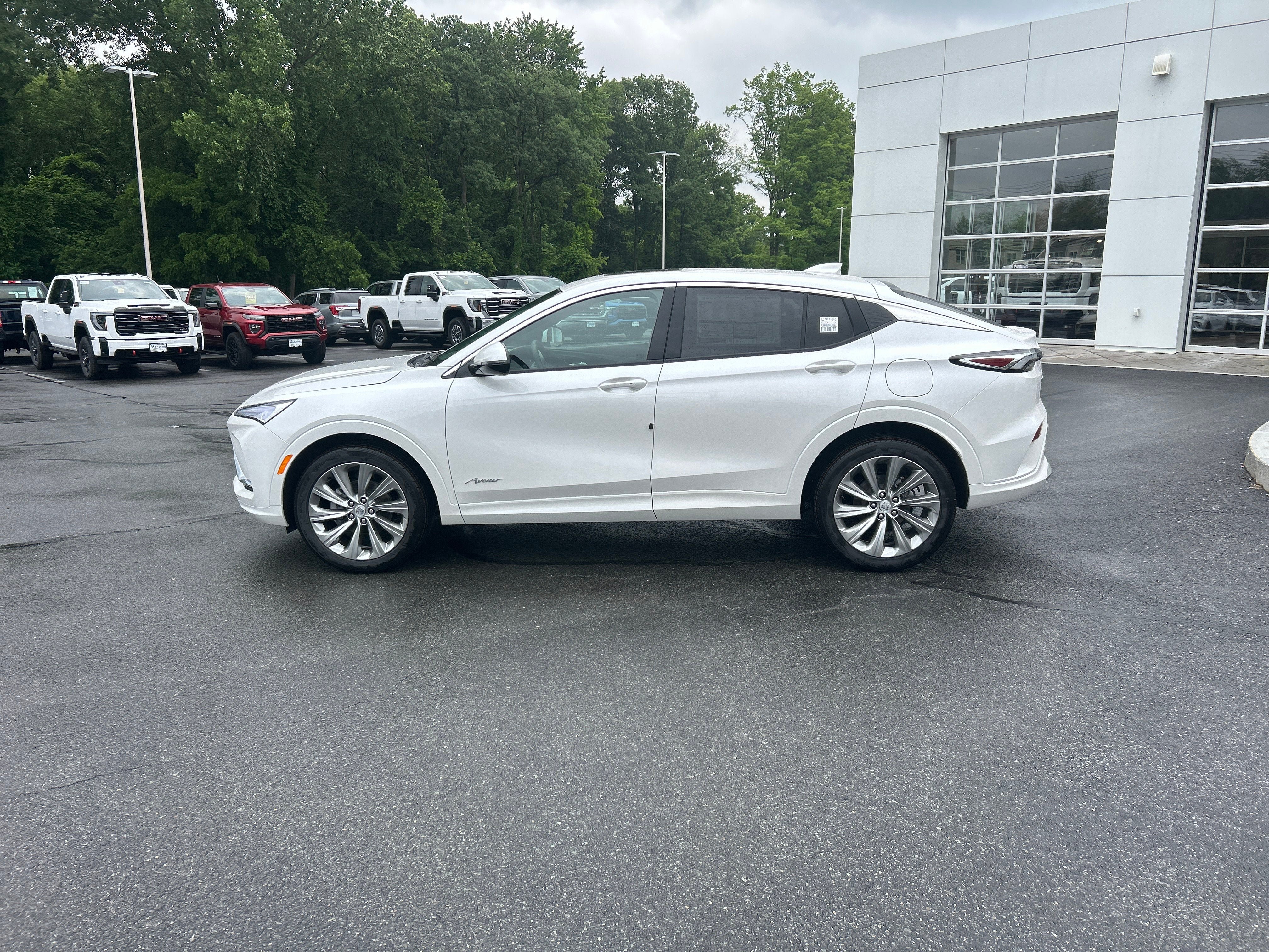 New 2026 Buick Envista Preferred FWD image 2