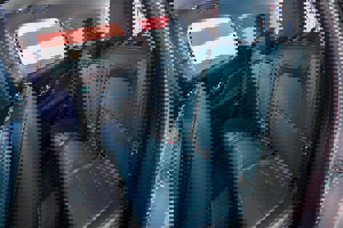 Used 2020 Lincoln Corsair Reserve w/ Equipment Group 201A image 15