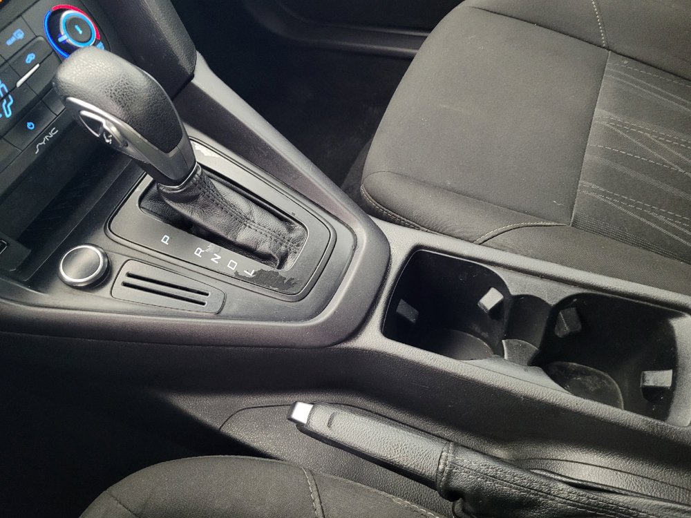 Used 2017 Ford Focus SE FWD image 26