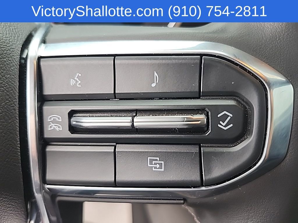 Used 2024 GMC Canyon Elevation w/ Elevation Premium Package image 11