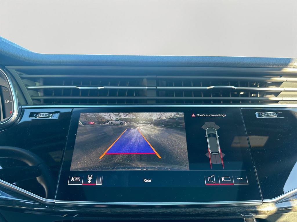 Used 2025 Audi Q7 3.0T Premium Plus image 16