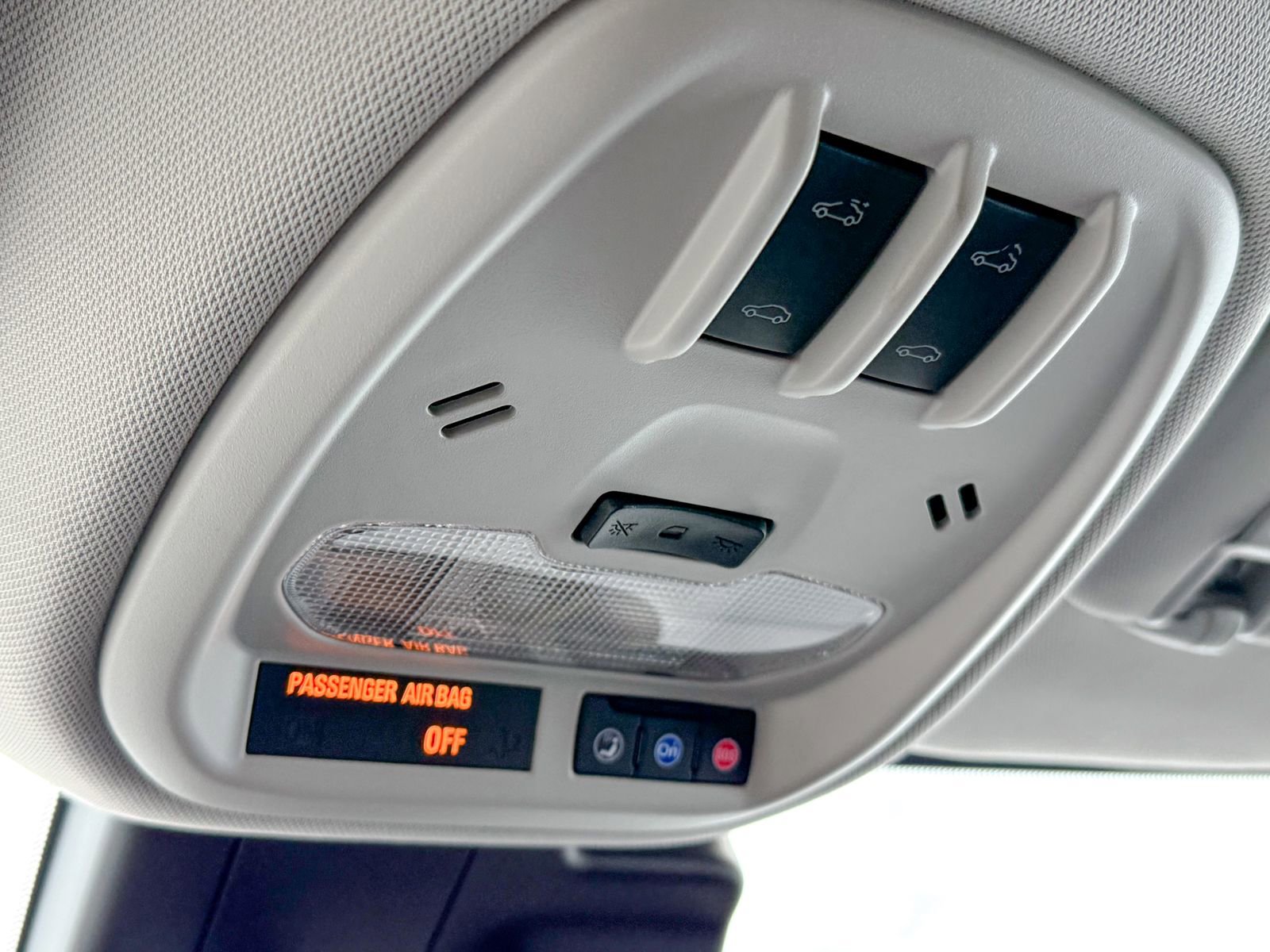 Certified 2024 Chevrolet Trax ACTIV w/ Sunroof Package image 33